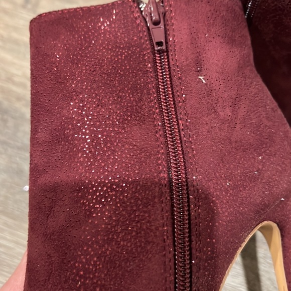 Charlotte Russe burgundy color boots size 8 new - Picture 4 of 4